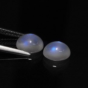 Rainbow Moonstone Gemstone in 8 x 6 mm (calibrated) Size for Sale, Rainbow Moonstone Stone in Blue White Color