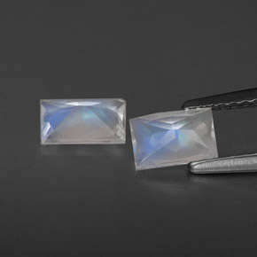 Rainbow Moonstone Gemstone in 6.1 x 4 mm Size for Sale, Rainbow Moonstone Stone in Blue White Color