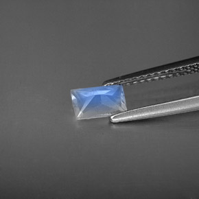 Rainbow Moonstone Gemstone in 6.2 x 4 mm Size for Sale, Rainbow Moonstone Stone in Blue White Color