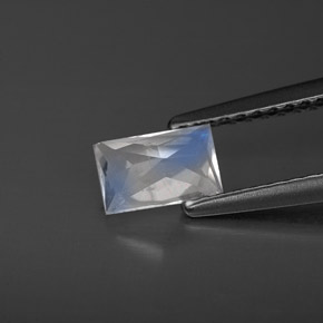 Rainbow Moonstone Gemstone in 6.2 x 3.9 mm Size for Sale, Rainbow Moonstone Stone in Blue White Color