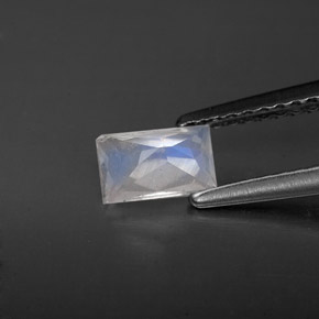 Rainbow Moonstone Gemstone in 6 x 3.8 mm Size for Sale, Rainbow Moonstone Stone in Blue White Color