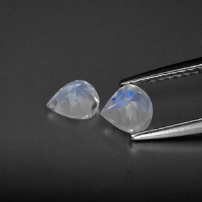 Rainbow Moonstone Gemstone in 5 x 4.9 mm Size for Sale, Rainbow Moonstone Stone in Blue White Color