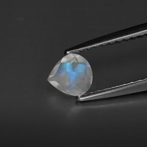 Rainbow Moonstone Gemstone in 5 x 4.7 mm Size for Sale, Rainbow Moonstone Stone in Blue White Color