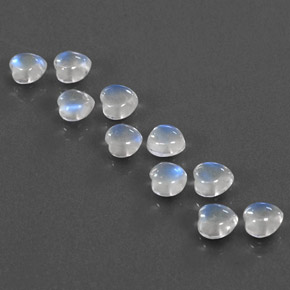 2.46 ct White Rainbow Moonstone Gemstone, Rainbow Moonstone Gem in Heart Cabochon Shape for Sale.