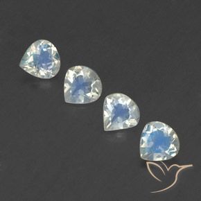 Lot de 4pc pièces de Pierre de Lune Arc en Ciels Blanc bleuâtre Poire de l'Inde, taille 5,1 x 5mm, poids total 1,36 ct / moyenne 0,34 ct chaque, dureté de Mohs 6 à 6.5, Photo A