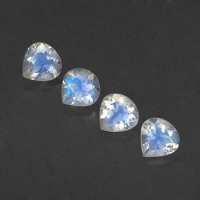 Bläulich-weiß Regenbogen-Mondstein Edelstein - 0.4ct Birnen Schliff (ID: 339692)