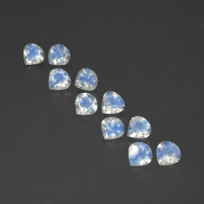 青みがかったホワイト レインボームーンストーン 宝石 - 0.4ct ペアーファセット (ID: 351108)