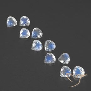 Lot de 10pc Pierre de Lune Arc en Ciels Blanc Poire de l'Inde - Taille 5 x 4,8mm, poids total 2,82 ct / moyenne 0,28 ct chaque, couleur : Blanc bleuâtre, dureté de Mohs 6 à 6.5, Photo A