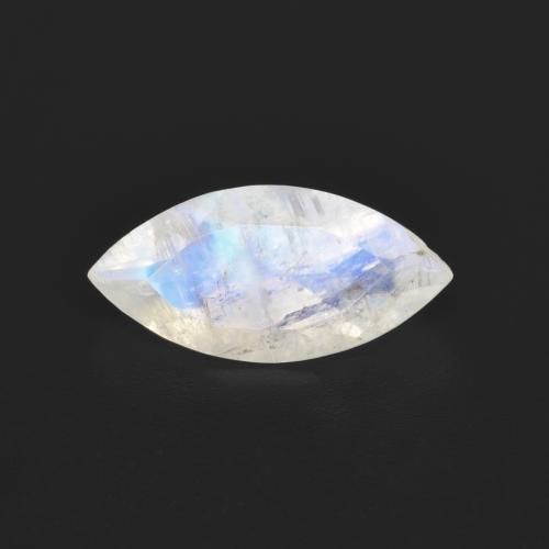 Piedra de Luna Arco Iris Blanco Forma marquesa de 1.57 ct de India, dimensión 12 x 5,9mm, piedra preciosa natural No tratado, claridad Translúcido, Piedra de Luna Arco Iris de 1 pieza en color Blanco azulado, dureza Mohs de 6 - 6.5, Photo A