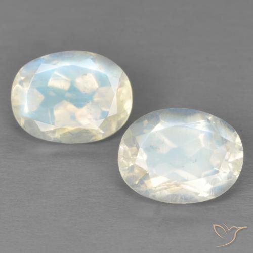 2.75 ct Oval Cut Rainbow Moonstone, 8 x 6.2 mm From the United States, Photo A