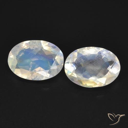 1.41ctw Natural Bluish White Rainbow Moonstone, Oval, Transparent