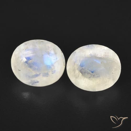 2.56ctw Natural Bluish White Rainbow Moonstone, Oval, Transparent
