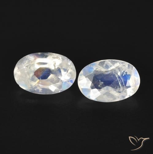 0.79ctw Natural Bluish White Rainbow Moonstone, Oval, Transparent