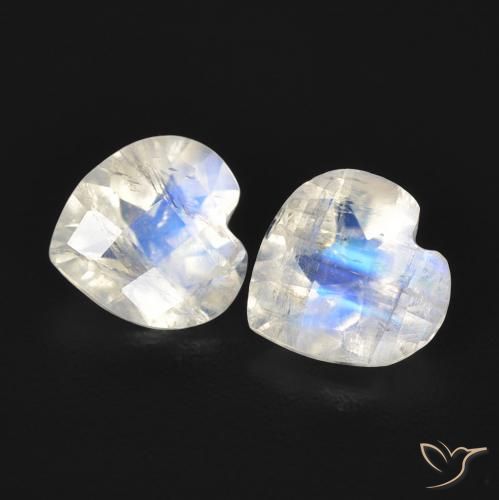 1.21ctw Natural Bluish White Rainbow Moonstone, Heart, Transparent