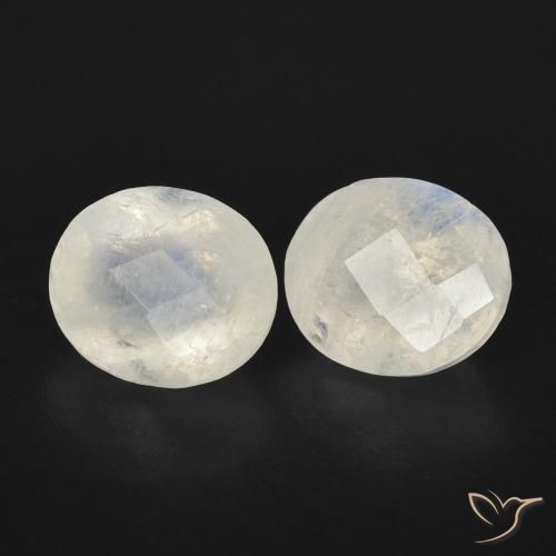 2.36ctw Natural Bluish White Rainbow Moonstone, Oval, Transparent