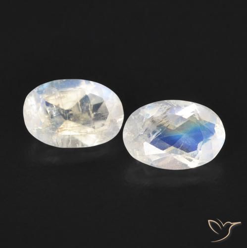 0.81ctw Natural Bluish White Rainbow Moonstone, Oval, Transparent