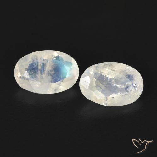 0.76ctw Natural Bluish White Rainbow Moonstone, Oval, Transparent