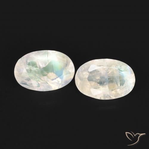 0.94ctw Natural Bluish White Rainbow Moonstone, Oval, Transparent