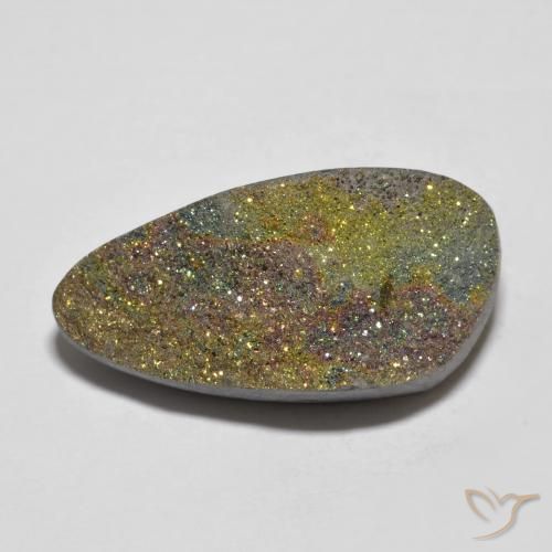 Pirite arcobaleno di forma dispari da 15,17 ct, 15,6 x 12,9 mm dalla Russia, Photo A
