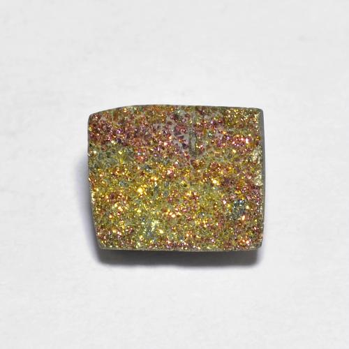 Pirita Arco Iris Multicolor square crystal cluster de 1.99 ct de Rusia, dimensión 8,1 x 6,7mm, piedra preciosa natural No tratado, claridad Opaco, Pirita Arco Iris de 1 pieza en color Multicolor, dureza Mohs de 6 - 6.5, Photo A
