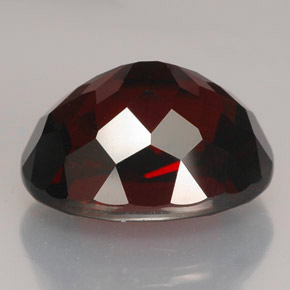 Rhodolite Garnet Gemstone in 14.3 x 11.3 mm Size for Sale, Rhodolite Garnet Stone in Purple Red Color