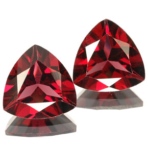 3.58 ct Red Rhodolite Garnet Stone, Natural Rhodolite Garnet in Trillion Facet Shape for Sale