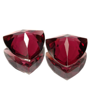 Rhodolite Garnet Gemstone in 8 x 8 mm (calibrated) Size for Sale, Rhodolite Garnet Stone in Raspberry Red Color