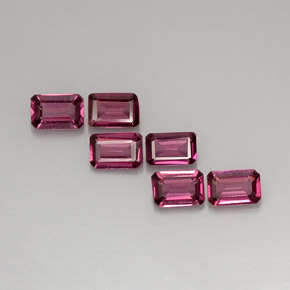 3.88 ct Pink Rhodolite Garnet Gemstone, Rhodolite Garnet Gem in Octagon Facet Shape for Sale.