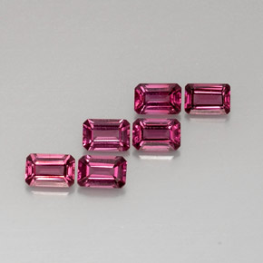 4.31 ct Pink Rhodolite Garnet Gemstone, Rhodolite Garnet Gem in Octagon Facet Shape for Sale.