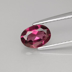 0.93 ct Pink Rhodolite Garnet Gemstone, Rhodolite Garnet Gem in Oval Facet Shape for Sale.