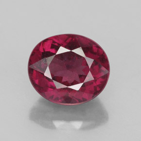 2.87 ct Red Rhodolite Garnet Gemstone, Rhodolite Garnet Gem in Oval Facet Shape for Sale.