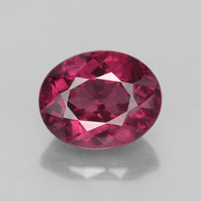 2.82 ct Red Rhodolite Garnet Gemstone, Rhodolite Garnet Gem in Oval Facet Shape for Sale.