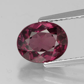 2.16 ct Red Rhodolite Garnet Gemstone, Rhodolite Garnet Gem in Oval Facet Shape for Sale.