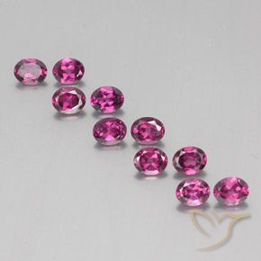 Granato rodolite a taglio ovale da 4,33 ct, 4,9 x 4 mm dal Mozambico, Photo A