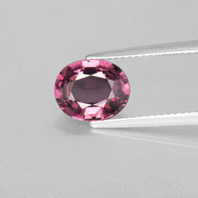 2.50 ct Red Rhodolite Garnet Gemstone, Rhodolite Garnet Gem in Oval Facet Shape for Sale.