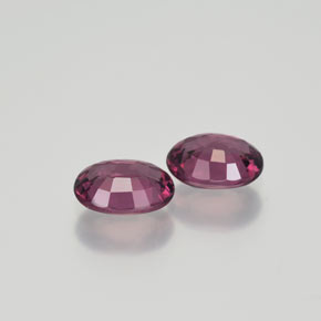 Rhodolite Garnet Gemstones in 7 x 5 mm (calibrated) Size for Sale, Rhodolite Garnet Stones in Magenta-Pink Color