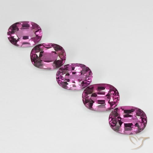 Granato rodolite a taglio ovale da 6,17 ct, 7,1 x 5,3 mm dalla Tanzania, Photo A