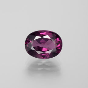 4.60 ct Red Rhodolite Garnet Gemstone, Rhodolite Garnet Gem in Oval Facet Shape for Sale.