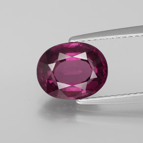 2.74 ct Red Rhodolite Garnet Gemstone, Rhodolite Garnet Gem in Oval Facet Shape for Sale.