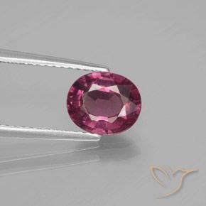 1.64ct Natural Magenta-Pink Rhodolite Garnet, Oval, VS