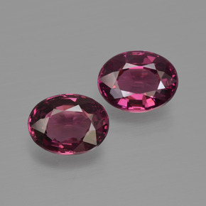3.65 ct Red Rhodolite Garnet Gemstone, Rhodolite Garnet Gem in Oval Facet Shape for Sale.