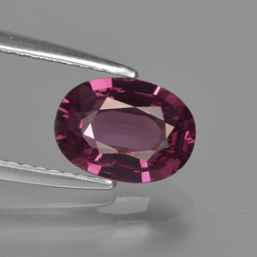 1.5ct Oval Facet Raspberry Red Rhodolite Garnet Gem for sale 1.5ct Oval Facet Raspberry Red Rhodolite Garnet Gem (ID: 412831)