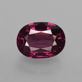 2.59 ct Red Rhodolite Garnet Gemstone, Rhodolite Garnet Gem in Oval Facet Shape for Sale.