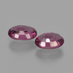 Rhodolite Garnet Gemstones in 7.2 x 5.2 mm Size for Sale, Rhodolite Garnet Stones in Raspberry Red Color