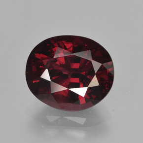 3.60 ct Red Rhodolite Garnet Gemstone, Rhodolite Garnet Gem in Oval Facet Shape for Sale.