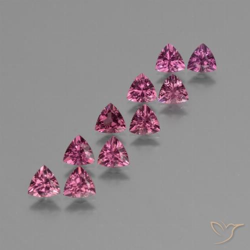 Granato rodolite taglio trilioni da 4,89 ct, 5,2 x 5,1 mm dal Mozambico, Photo A