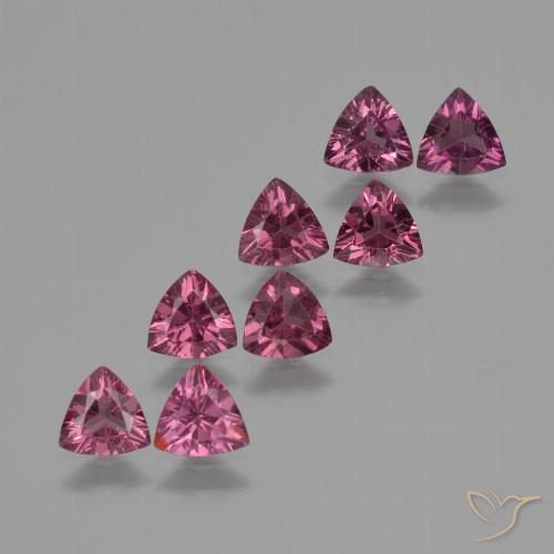 Rosado magenta Granate Rodolita Gema - 0.4ct Forma trillón (ID: 424390)