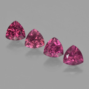 Deep Magenta Rhodolit-Granat Edelstein - 0.6ct Trillantschliff (ID: 424450)