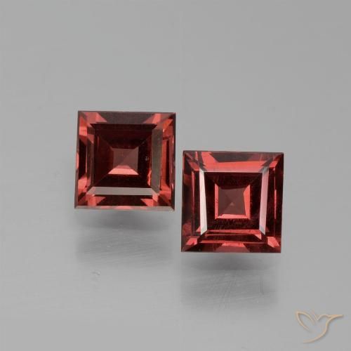 1.35 ct Square Cut Rhodolite Garnet, 4.9 x 4.8 mm From Mozambique, Photo A