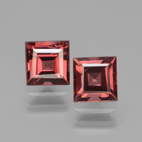 0.9ct Square Facet Pinkish Rose Rhodolite Garnet Gem for sale 0.9ct Square Facet Pinkish Rose Rhodolite Garnet Gem (ID: 431106)